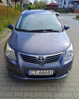 Toyota Avensis cena 23500 przebieg: 224000, rok produkcji 2010 z Toruń małe 232